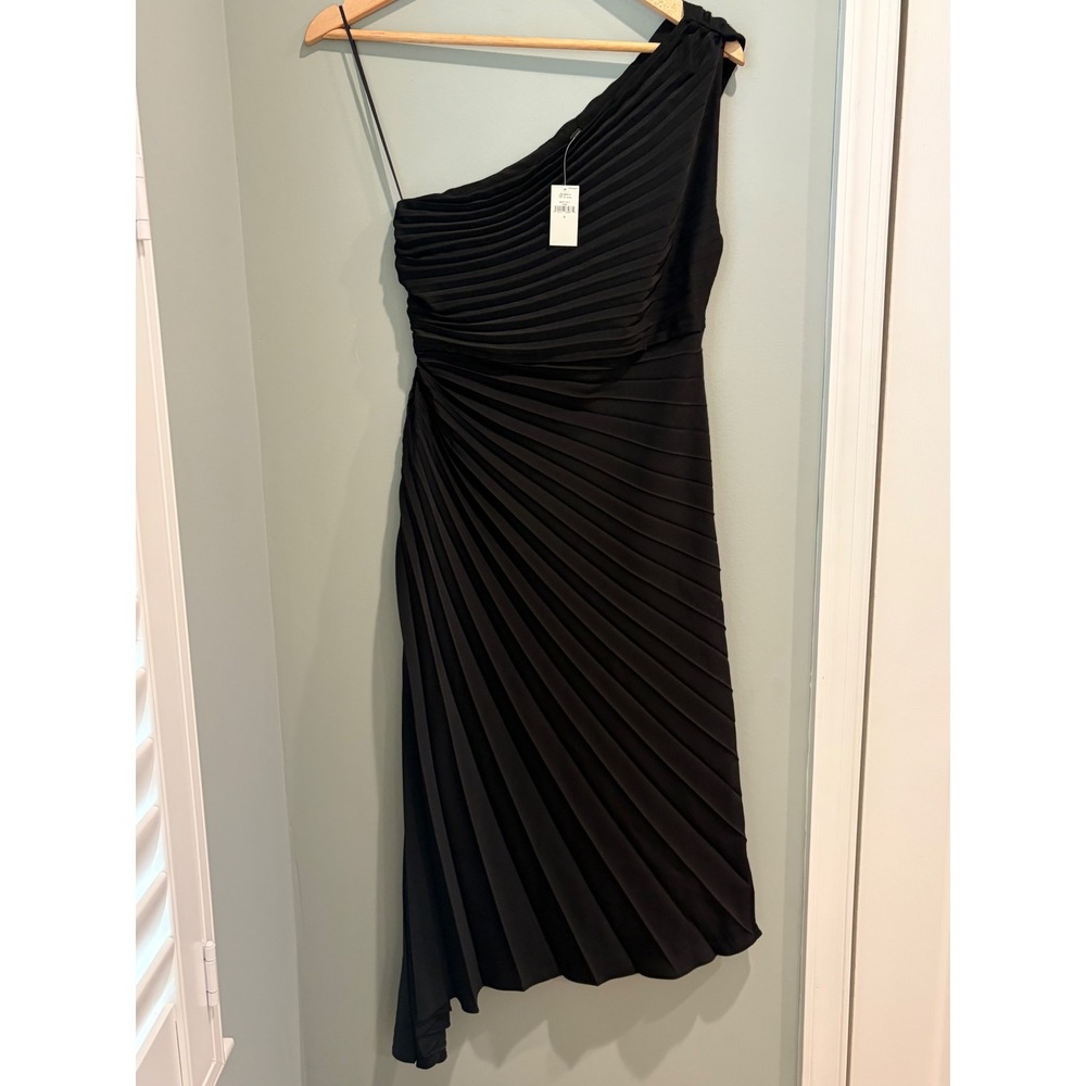 Banana Republic Black One Shoulder Pleated Midi Dress 888771-01-1 NWT Size 0 - Picture 2 of 8